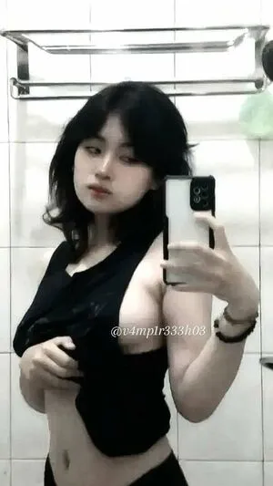 V4mp1r333h03 OnlyFans Leaked Free Thumbnail Picture - #90ZyEimIYm