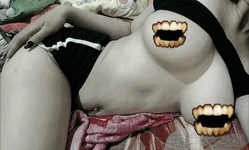 V4mp1r333h03 OnlyFans Leaked Free Thumbnail Picture - #CrV5wSQE9S