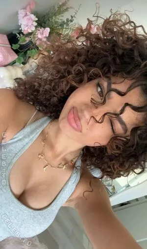 V7ena OnlyFans Leaked Free Thumbnail Picture - #UwdnieVMI8