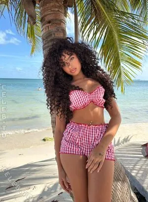 V7ena OnlyFans Leaked Free Thumbnail Picture - #rmmRFv0X9A