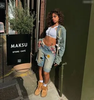 V7ena OnlyFans Leaked Free Thumbnail Picture - #xPdohc5B62