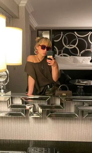 Vada Elizabeth OnlyFans Leaked Free Thumbnail Picture - #Brna3SHyld