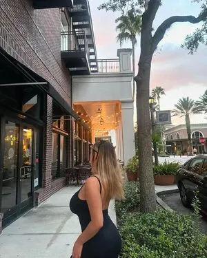 Vale S OnlyFans Leaked Free Thumbnail Picture - #QDBGi60hrs