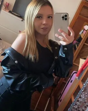 Vale S OnlyFans Leaked Free Thumbnail Picture - #ulL1s5q1oS