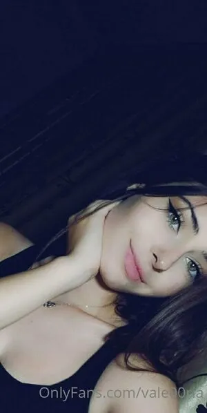 Vale00ria OnlyFans Leaked Free Thumbnail Picture - #e4ufnCvRAm