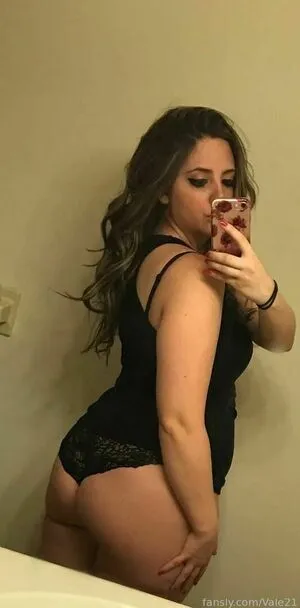 Vale21 OnlyFans Leaked Free Thumbnail Picture - #PNAxMqnxET