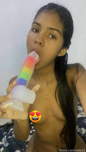 Vale21 OnlyFans Leaked Free Thumbnail Picture - #Rk2TWdrKyy