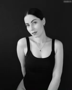 Valea Katharina Scalabrino OnlyFans Leaked Free Thumbnail Picture - #AkAofWUHy1