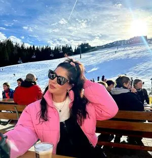Valea Katharina Scalabrino OnlyFans Leaked Free Thumbnail Picture - #OuEwYLcRNg
