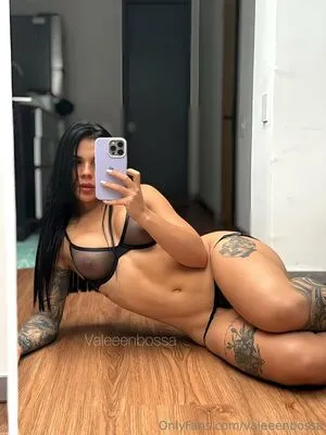 Valeeenbossa OnlyFans Leaked Free Thumbnail Picture - #JBHDg6Ycks