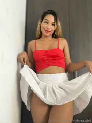 Valengadot OnlyFans Leaked Free Thumbnail Picture - #2C3eLx4dnJ