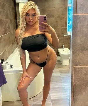 Valentina OnlyFans Leaked Free Thumbnail Picture - #97kU0xkOJw