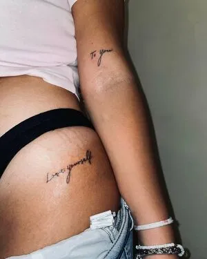 Valentina Alia OnlyFans Leaked Free Thumbnail Picture - #EbrOKl9Sla