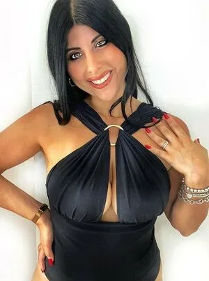 Valentina De Nucci OnlyFans Leaked Free Thumbnail Picture - #A6SzR4DdO1