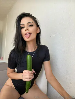 Valentina Roma OnlyFans Leaked Free Thumbnail Picture - #3Y1IVvyLBD