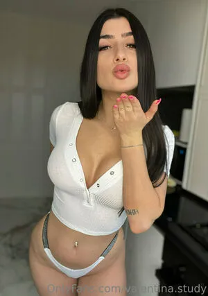 Valentina Study OnlyFans Leaked Free Thumbnail Picture - #2ql6Ga2Zgb
