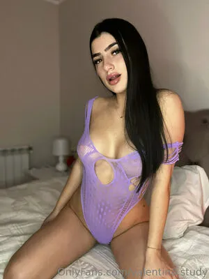 Valentina Study OnlyFans Leaked Free Thumbnail Picture - #nzES55Rvs1