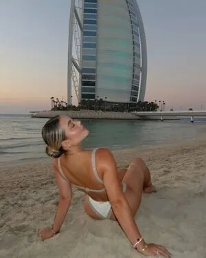 Valentina Velez OnlyFans Leaked Free Thumbnail Picture - #heUSTBINEq