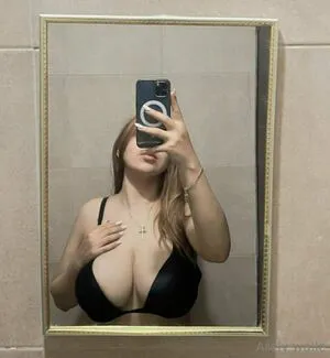 Valentina Walle OnlyFans Leaked Free Thumbnail Picture - #81X1BaOJJe