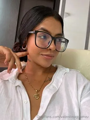 Valentinaggomez OnlyFans Leaked Free Thumbnail Picture - #h5C96HNjNF