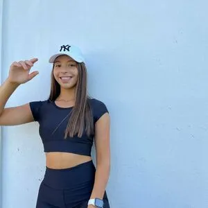 Valentinaleonn OnlyFans Leaked Free Thumbnail Picture - #rLPOhXl1Bo