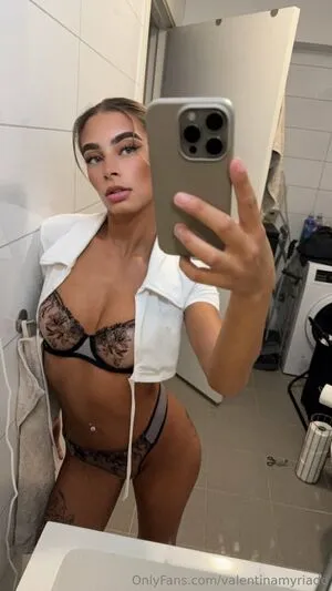 Valentinamyriadd OnlyFans Leaked Free Thumbnail Picture - #37MiN278Bp