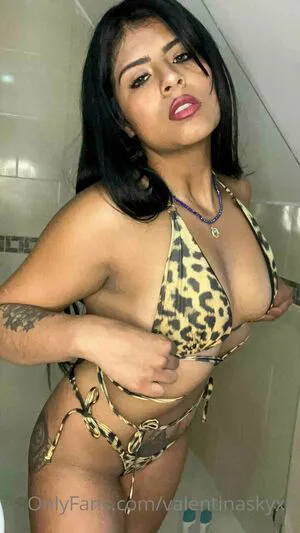 Valentinaskyxx OnlyFans Leaked Free Thumbnail Picture - #19dORaEFuH