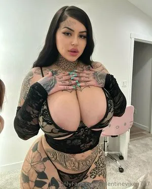 Valentinevixen777 OnlyFans Leaked Free Thumbnail Picture - #Xh7J3K4pxz