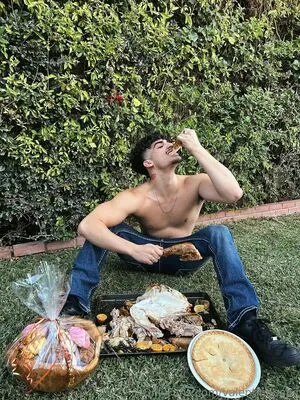 Valentinopapii OnlyFans Leaked Free Thumbnail Picture - #Cq3lisjip1