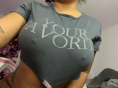 Valepaola OnlyFans Leaked Free Thumbnail Picture - #M7OSqUaqnL
