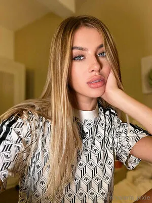 Valeria Pixie OnlyFans Leaked Free Thumbnail Picture - #6kHML4W3yA