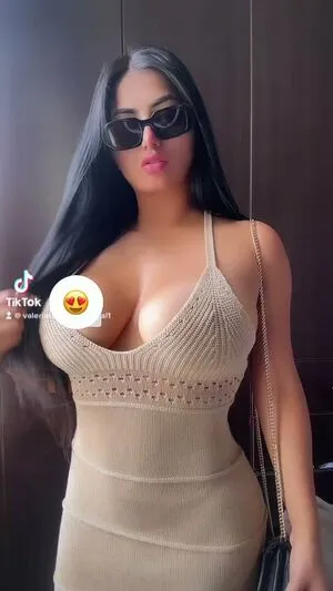 Valeria Rodrguez OnlyFans Leaked Free Thumbnail Picture - #RlyL2GAroA