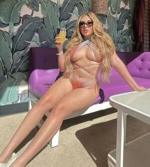 Valeria OnlyFans Leaked Free Thumbnail Picture - #u04tMbrlsy