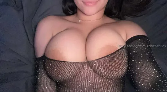 Valeriacastillox OnlyFans Leaked Free Thumbnail Picture - #yWC1Xl5zKF