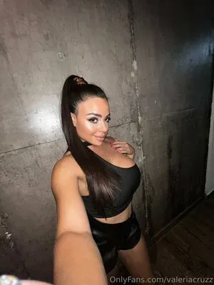 Valeriacruzz OnlyFans Leaked Free Thumbnail Picture - #kReqh2V8SH