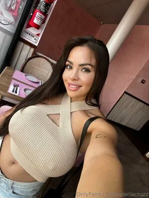 Valeriacruzz OnlyFans Leaked Free Thumbnail Picture - #r20C1O99kU