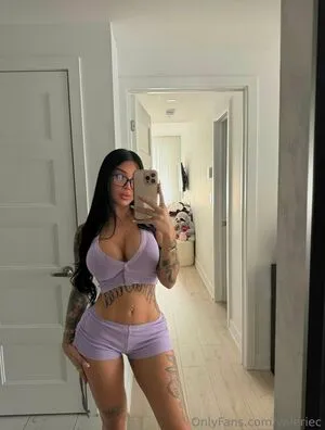 Valerie Cossette OnlyFans Leaked Free Thumbnail Picture - #iHhhMWsup2