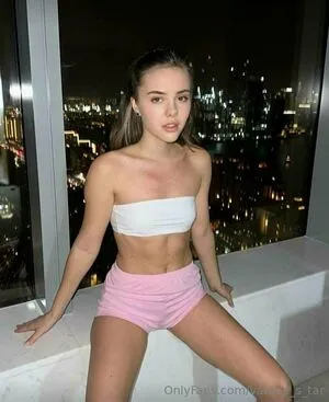 Valerie S Tar OnlyFans Leaked Free Thumbnail Picture - #ifpyCum0RL