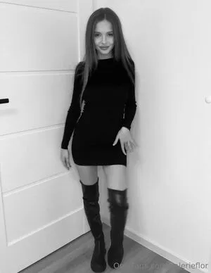 Valerieflor OnlyFans Leaked Free Thumbnail Picture - #IpdHCzEHSF