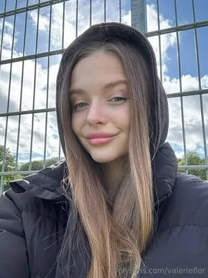 Valerieflor OnlyFans Leaked Free Thumbnail Picture - #jrPNs7LHQe