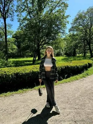 Valerieflor OnlyFans Leaked Free Thumbnail Picture - #mc9BDxIjgh