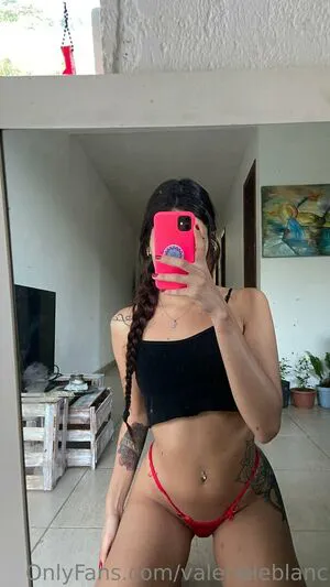 Valerieleblanc OnlyFans Leaked Free Thumbnail Picture - #5tObQEfPMx