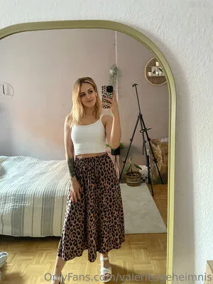 Valeries Geheimnis OnlyFans Leaked Free Thumbnail Picture - #DNiQ6j5J5B