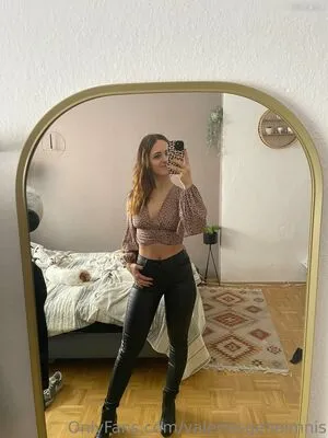 Valeries Geheimnis OnlyFans Leaked Free Thumbnail Picture - #QfqsJSY2kp