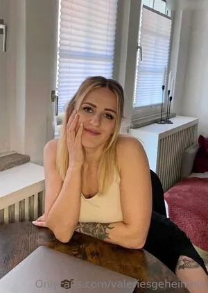 Valeries Geheimnis OnlyFans Leaked Free Thumbnail Picture - #ZafQwbCKTJ