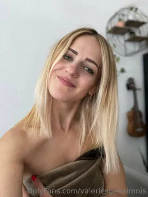 Valeries Geheimnis OnlyFans Leaked Free Thumbnail Picture - #jVIAqnTEkM