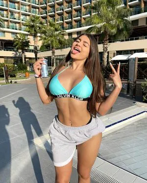 Valeriya Bearwolf OnlyFans Leaked Free Thumbnail Picture - #VR2gca5sZn