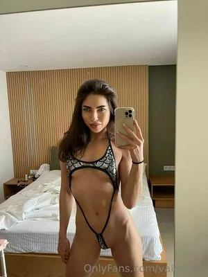 Valery Fit OnlyFans Leaked Free Thumbnail Picture - #PTkFRSPIg2