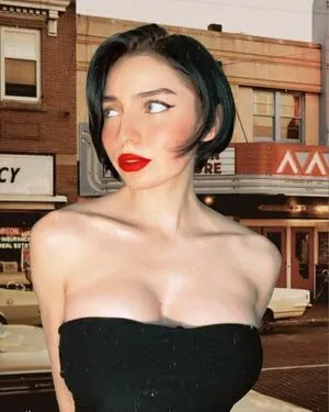 Valerya Salinas OnlyFans Leaked Free Thumbnail Picture - #ah184pHOiS