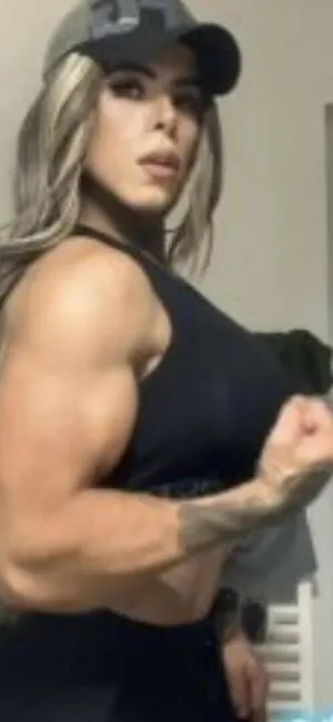 Valeryetransmuscle OnlyFans Leaked Free Thumbnail Picture - #pv1FacyXbr